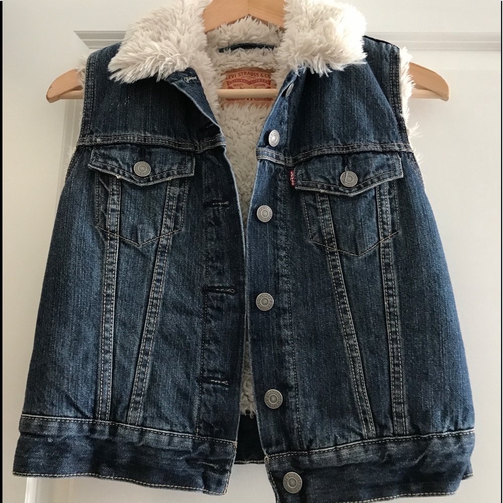Levi's Dark Blue Denim Vest with Cream Sherpa Lining